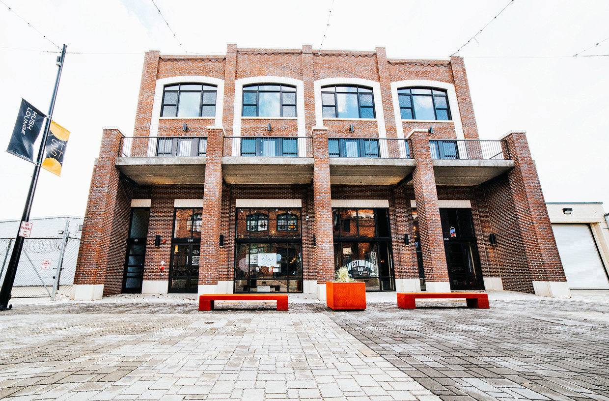 24 Station Street - 208